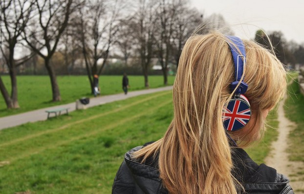英国菲尔斯特德中学环境好不好