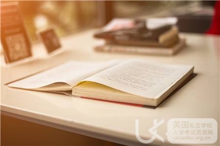 Ukiset英语阅读测试题：三种颜色的火车票