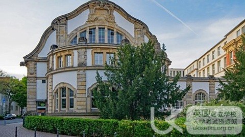 UKiset数学考试中的一些规律