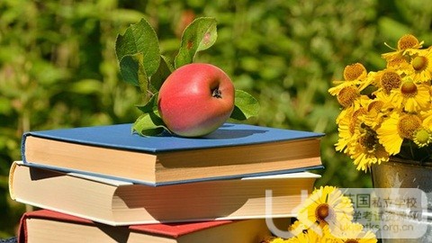 英国政府公布返校规定，学生上课时需佩戴口罩