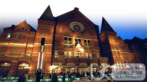 申请英国留学，你必须要参加Ukiset考试