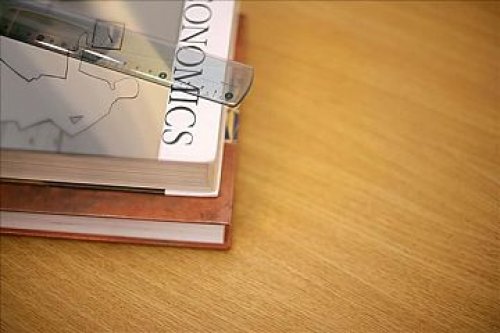 UKiset考试：英国留学生头疼问题之往返机票攻略